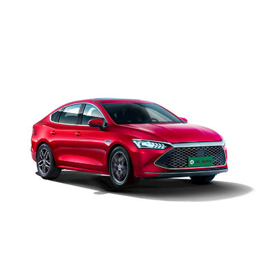 BYD Qin MÁS el sedán de lujo de Electric Vehicles Adults del fabricante de EV los 500KM en existencia China