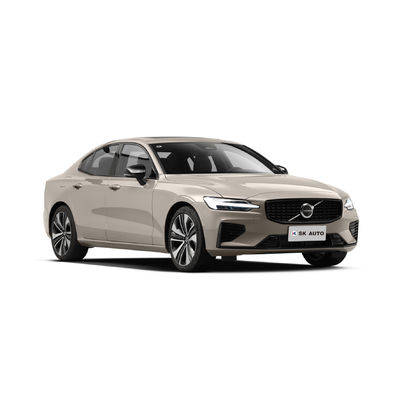 El medio del tracción cuatro ruedas del coche eléctrico de la limusina de Volvo S60 T8 enchufa EV híbrido