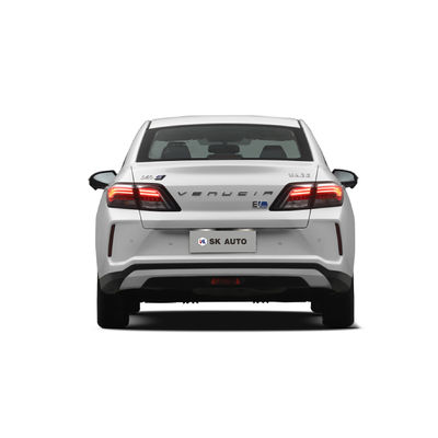 El cruzar largo se extiende el automóvil EV Dongfeng Venucia D60EV de los 420km que se extiende el cruzar largo los coches de los 420km EV para las familias