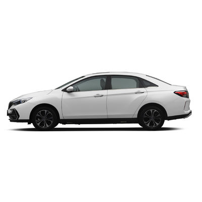 El cruzar largo se extiende el automóvil EV Dongfeng Venucia D60EV de los 420km que se extiende el cruzar largo los coches de los 420km EV para las familias