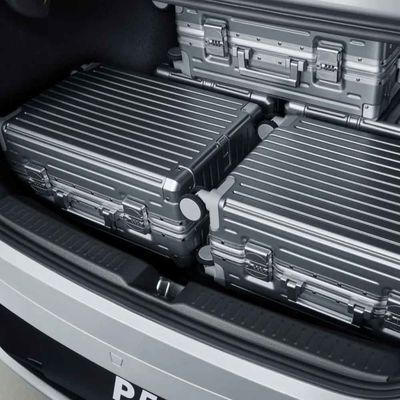 En existencia automóvil a estrenar de los vehículos 5-Seat de la energía de Xiaopeng P5 los 0km del coche de Ev para las familias
