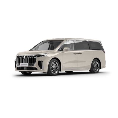 Coche de lujo del buque insignia MPV EV 7 Seat Lantu EV del soñador de VOYAH para la familia del negocio