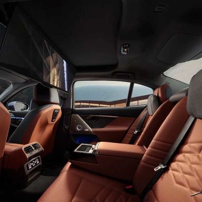 2024 nuevo modelo recientemente lanzado BMW i5 coche eléctrico sedán grande eDrive 35 L eléctrico puro 286hp