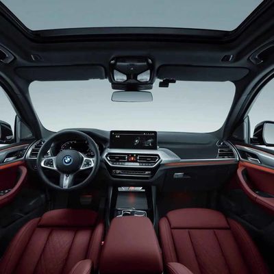 SUV de 5 puertas y 5 asientos 2024 BMW Ix3 Vehículo eléctrico con alcance de 550 Km y torque máximo de 400 Nm