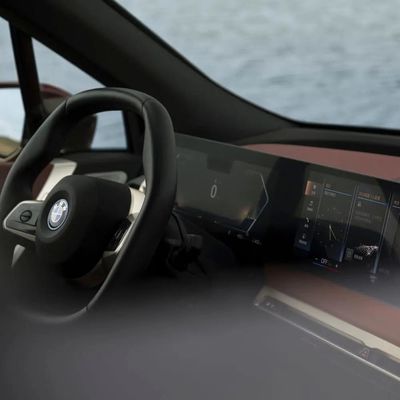 El 2023 BMW ix M60 xdrive40 xdrive50 SUV de lujo eléctrico tiene un alcance de 665 km