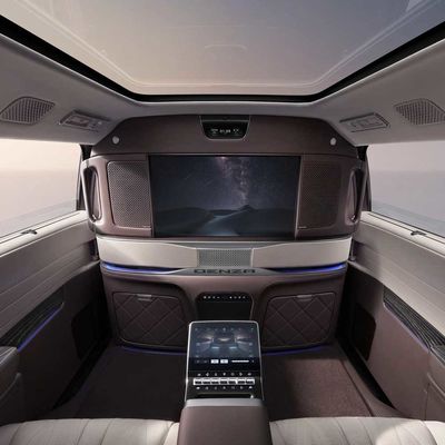 Vehículo eléctrico Denza D 9 EV de doble motor de 7 plazas de lujo confort interior Vehículo eléctrico