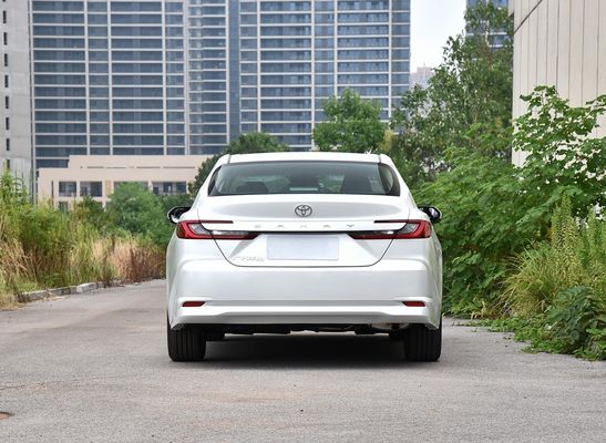 Toyota Modelo de tamaño medio Camry 206Nm Torque 173PS Potencia 2024
