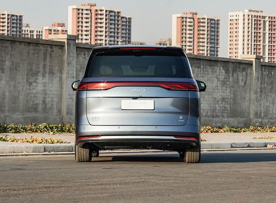Rango de 1100 km BYD Xia MPV 5145MM Largo Vehículo eléctrico para empresas y familias