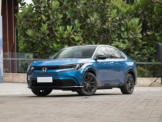 Vehículo eléctrico Honda eNP2 150 kW de potencia y 545 km de autonomía para conducción familiar en el desierto