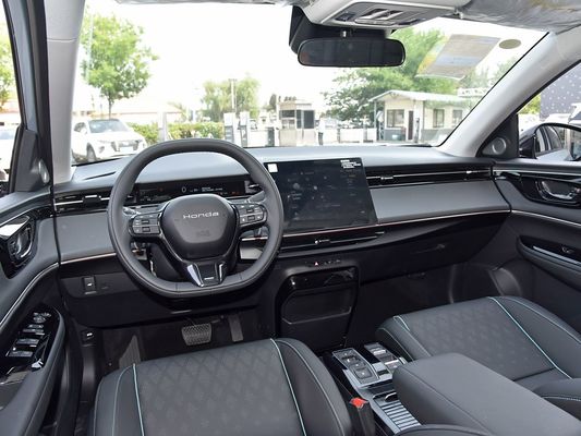Vehículo eléctrico Honda eNP2 150 kW de potencia y 545 km de autonomía para conducción familiar en el desierto