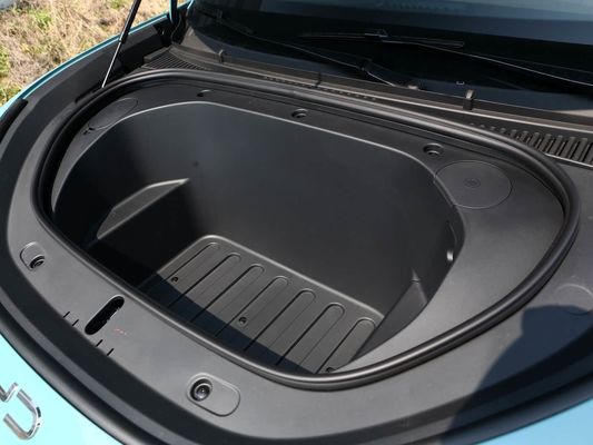 Display de pantalla táctil Características interiores 2025 Modelo BYD EV Coche con techo solar y batería de 60.9kWh Energía de carga rápida Vehículo eléctrico en venta