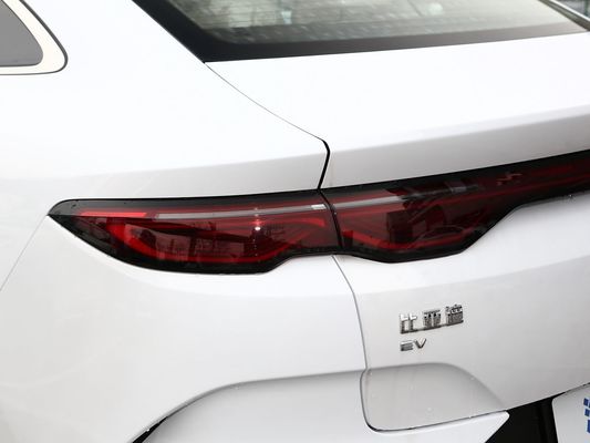 2025 BYD Coche eléctrico Qin L EV Multi-link Suspensión independiente Carga rápida Nuevo modelo de venta caliente con techo solar
