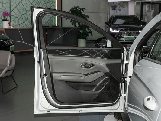 2025 BYD Coche eléctrico Qin L EV Multi-link Suspensión independiente Carga rápida Nuevo modelo de venta caliente con techo solar