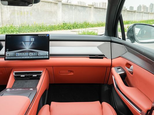 2025 BYD Nuevo vehículo eléctrico para rendimiento Tang L 810kW Potencia AWD Carga rápida 1000w/h 600km Alcance Largo alcance 7 asientos con techo solar