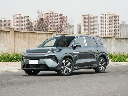 Nuevo vehículo eléctrico de venta caliente BYD 2025 modelo 100.5 KWh capacidad de batería y carga rápida 0.1 hora 670KM largo alcance 500kW de potencia coche eléctrico gran espacio para la familia 7 asientos