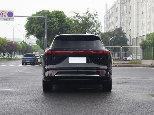 2025 Xpeng G9 SUV totalmente eléctrico 93.1kWh Capacidad de batería 423kW Máxima potencia del motor 680km Largo alcance y carga rápida con techo solar