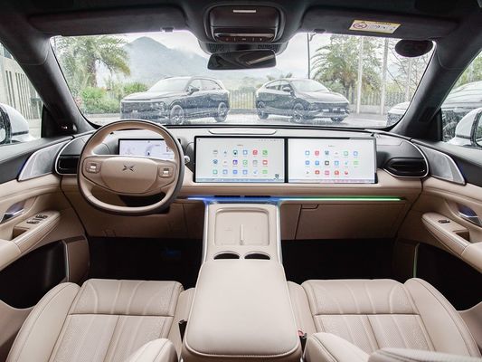 Maximice su experiencia de conducción con el Xpeng G9 Vehículo eléctrico de carga rápida Torque máximo del motor 695N.m Potencia máxima del motor 423kW Velocidad máxima 200km/h
