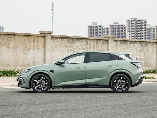 2025 BYD Sello del vehículo eléctrico 06GT Tiempo de carga rápida de 0.33 Hrs y rendimiento Largo alcance 550KM Batería grande con techo solar para la familia