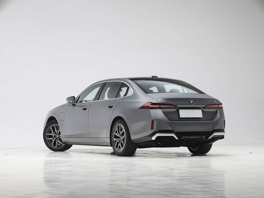 Nuevo modelo BMW I5 eDrive 2025 Venta caliente Vehículo eléctrico Largo alcance Más de 700KM EV Limousine de carga rápida Limousine con techo solar Gran espacio