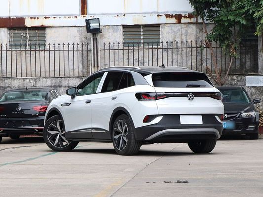 Inmejorable rendimiento VW ID4 coche eléctrico de segunda mano con un alcance de 600 km y un techo solar panorámico que no se puede abrir