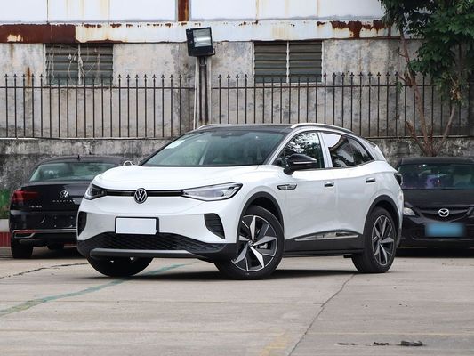 Inmejorable rendimiento VW ID4 coche eléctrico de segunda mano con un alcance de 600 km y un techo solar panorámico que no se puede abrir