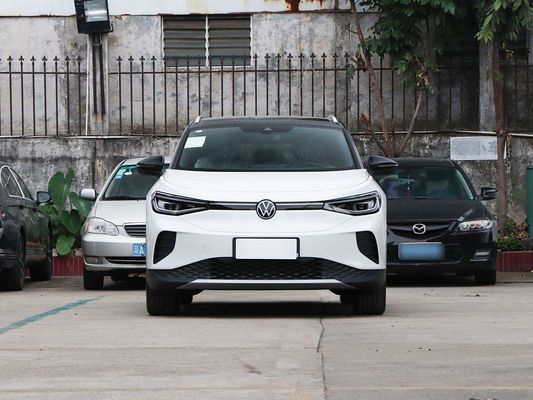 Inmejorable rendimiento VW ID4 coche eléctrico de segunda mano con un alcance de 600 km y un techo solar panorámico que no se puede abrir